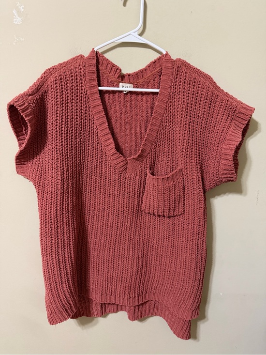 POL Sweaters - POL small Rosewood V-Neck Short Sleeve Knit Sweater cottagecore cozy Gilmore euc